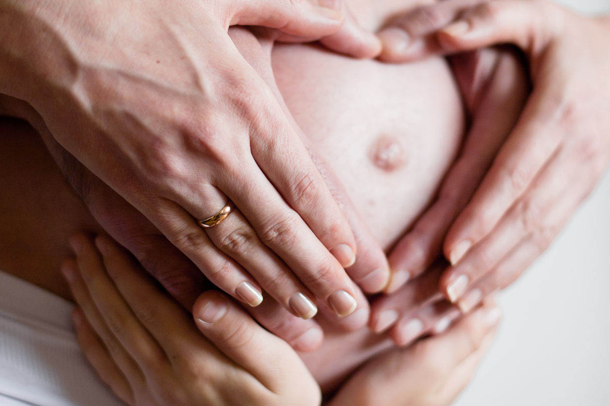 Massaggio del perineo in gravidanza: come preparare la pelle al parto